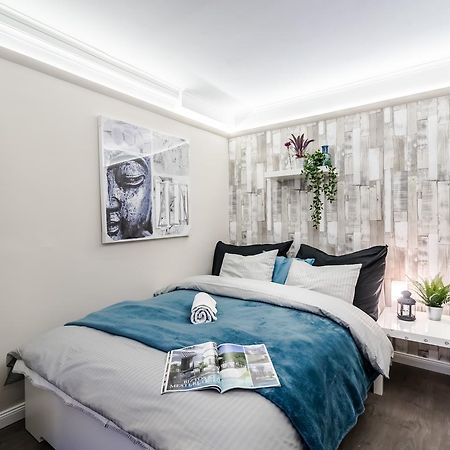 Roeck Premier Downtown Residence Budapest Ngoại thất bức ảnh