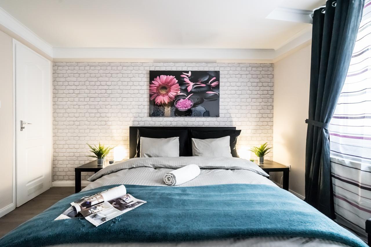 Roeck Premier Downtown Residence Budapest Ngoại thất bức ảnh