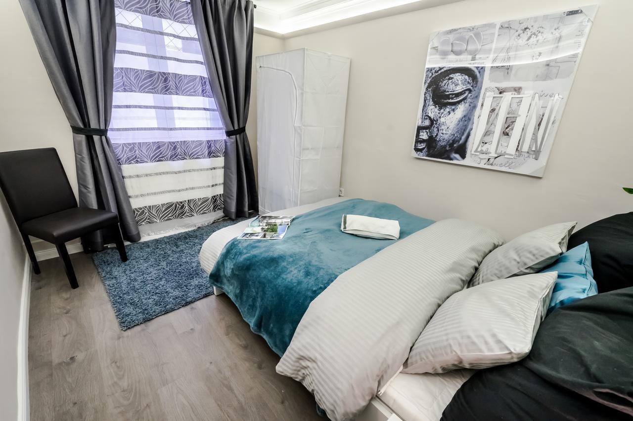 Roeck Premier Downtown Residence Budapest Ngoại thất bức ảnh