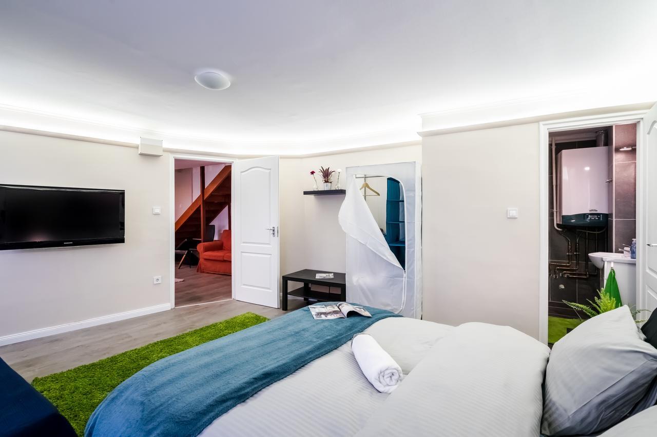 Roeck Premier Downtown Residence Budapest Ngoại thất bức ảnh